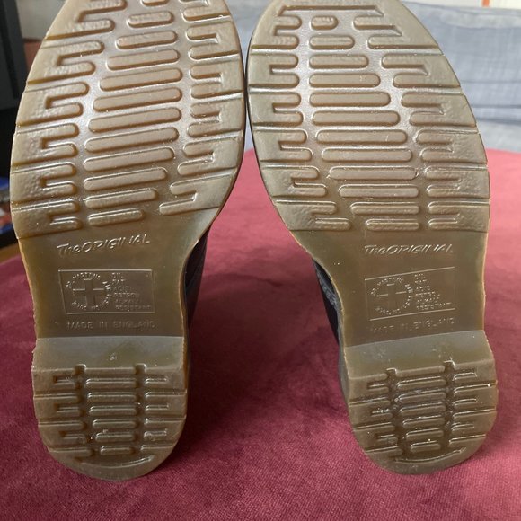 Dr. Martens Black Leather Women's Boots - Picture 3 of 5